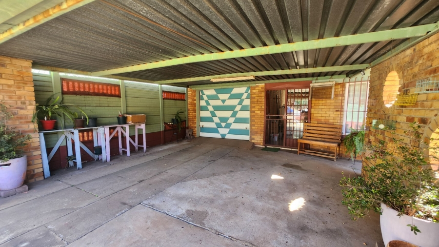 3 Bedroom Property for Sale in Stilfontein Ext 3 North West